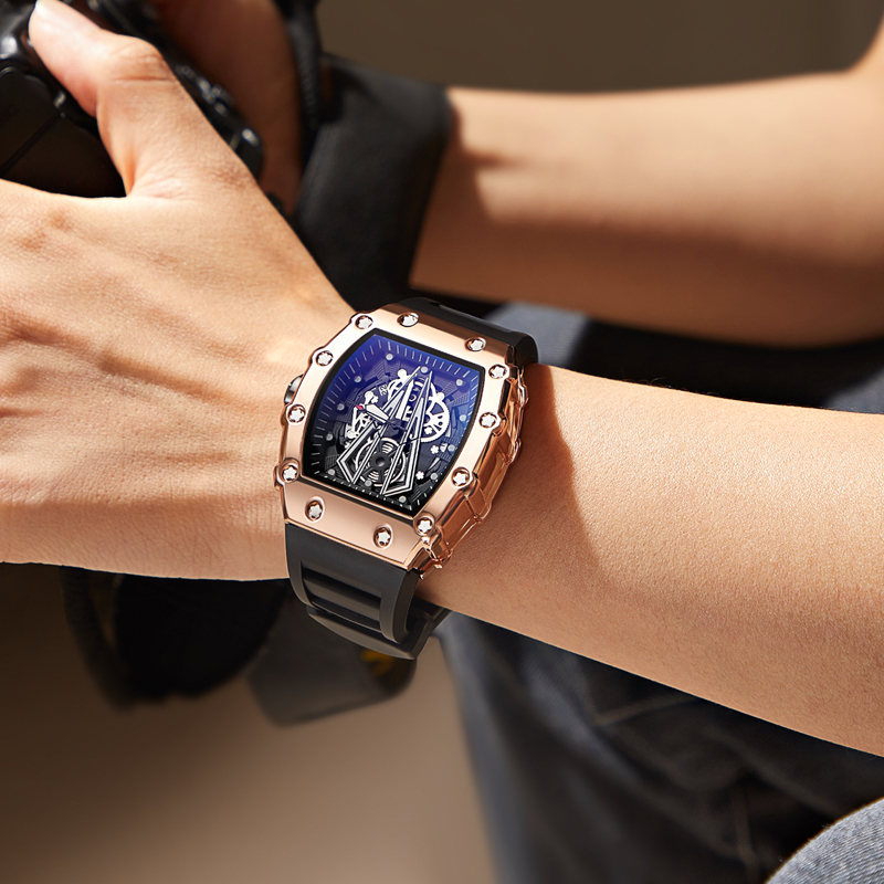 Smartwatch Luxury Watches For Men - ساعة رجالية رياضية أنيقة فاخرة للرجال،